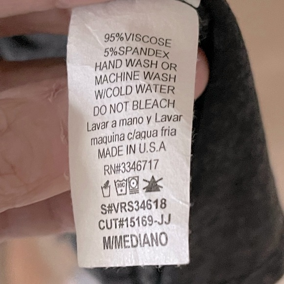 T-PARTY Cute, Casual Gray Fringed Open Front Sweater Size Medium … - Picture 9 of 9